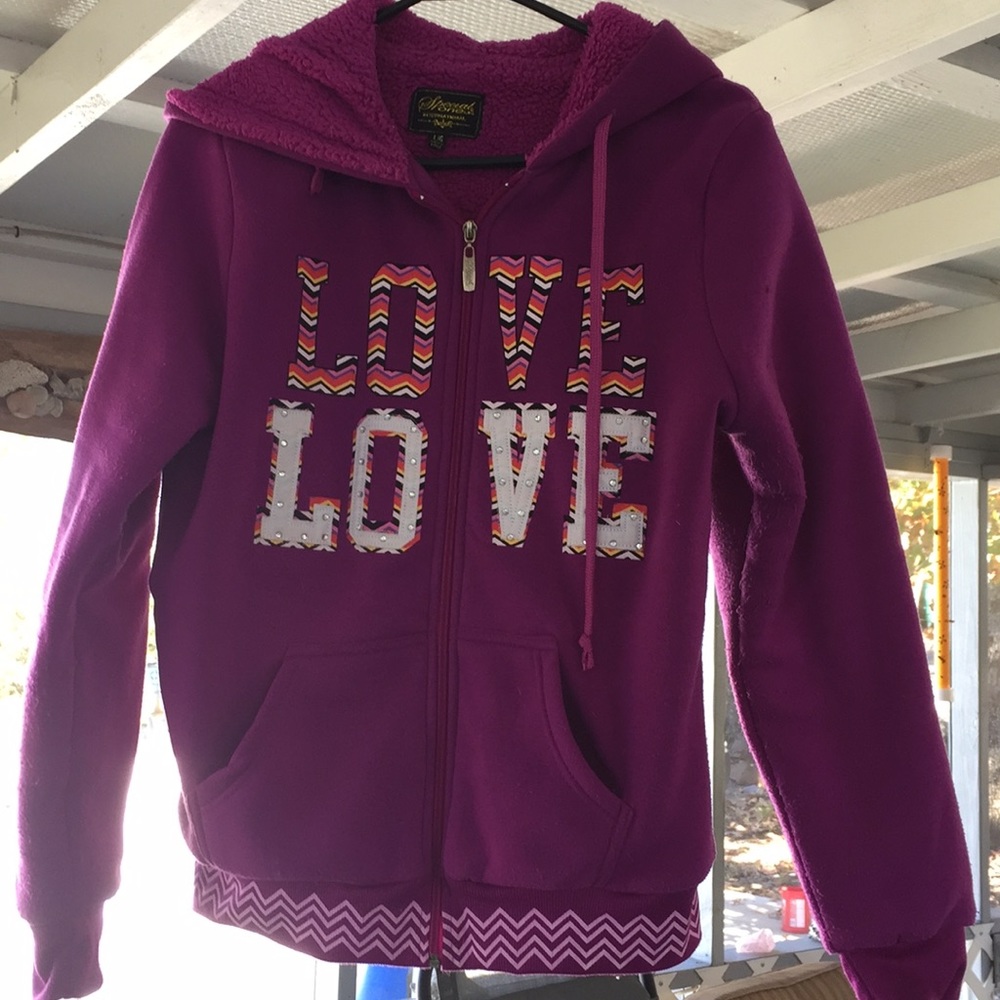 Size Large fleece inside LOVE on outside purple